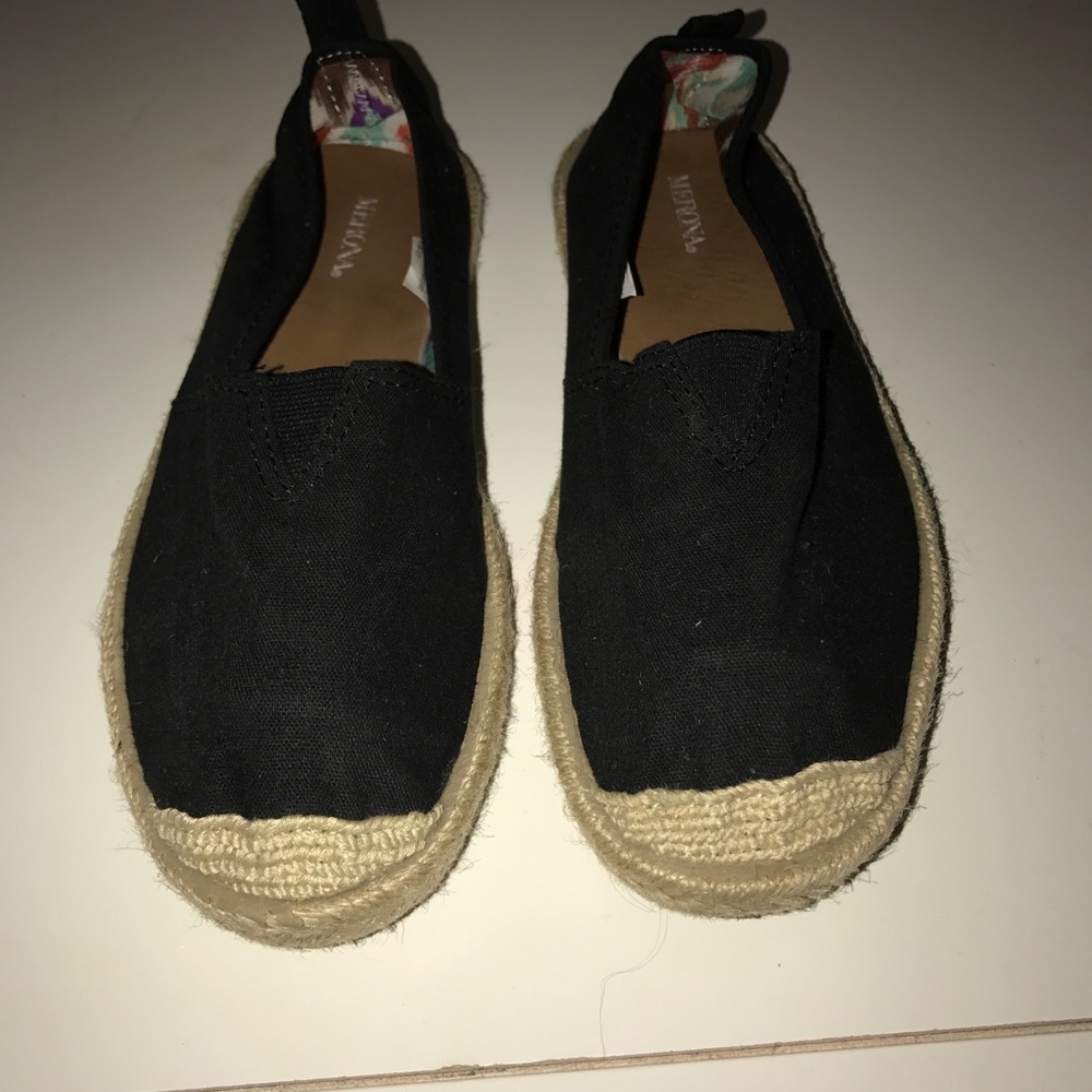 Black flats!
